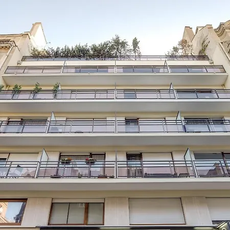 Apartment Cozy Studio Near Eiffel Tower By Guestready Paris
